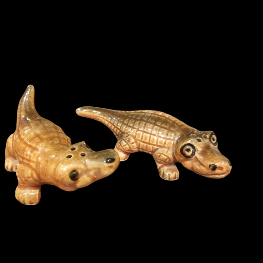 Vintage Alligator Salt and Pepper Shakers Mid Century Modern 1960's